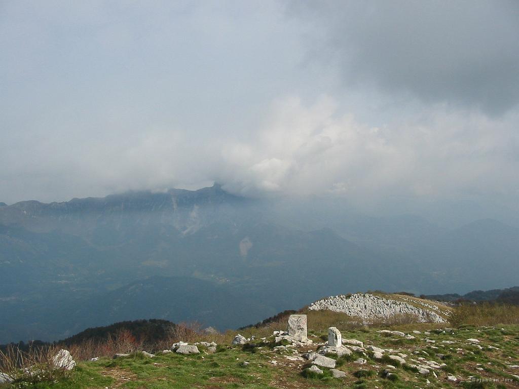 Slika_20.jpg - Pa naju zopet lovijo padavine.
