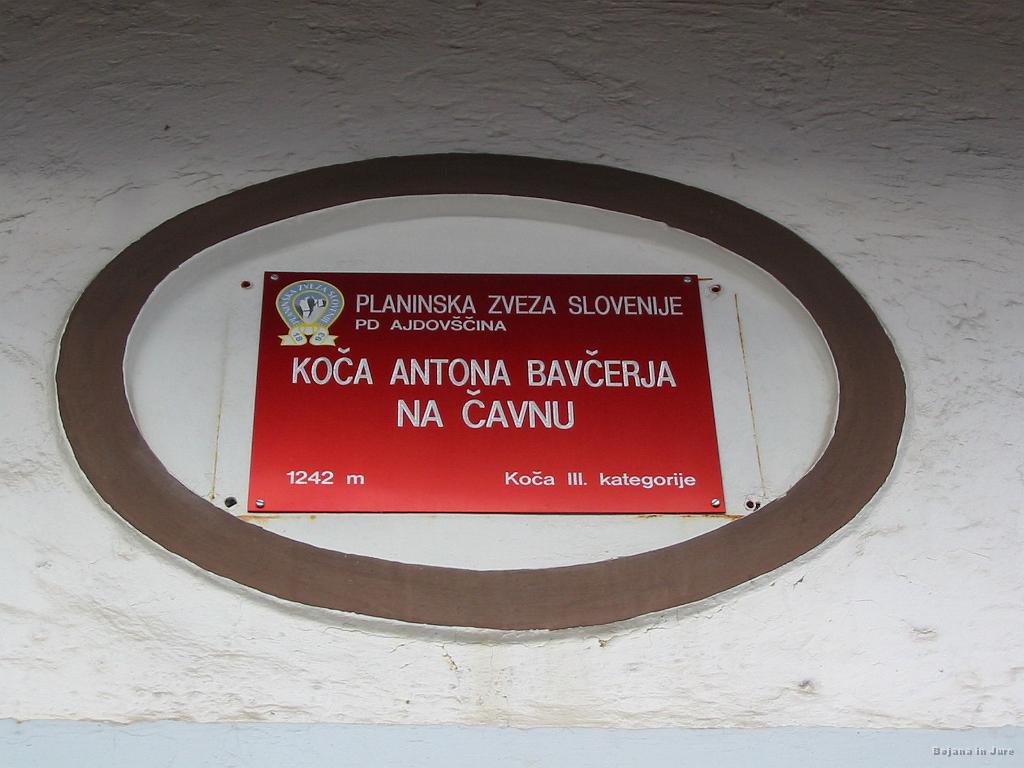 Slika_42.jpg - ... Sadjevec in pivo ter sendvič z mandarino...no, na koncu je bilo res vse zmešano.