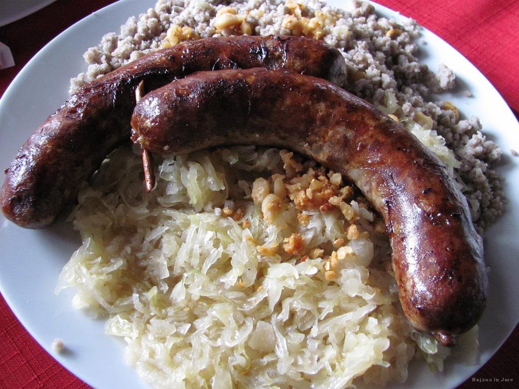 Slika_43.JPG - Kosilce zame v Koči na Dobrči.