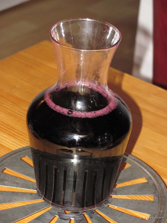 Slika_150.jpg - Crno vino.