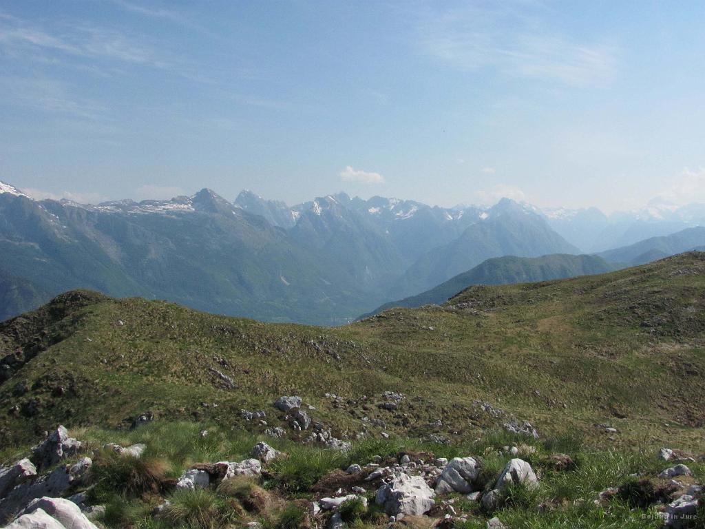 Slika_29.JPG - Uf, kakšen razgled na Julijce!