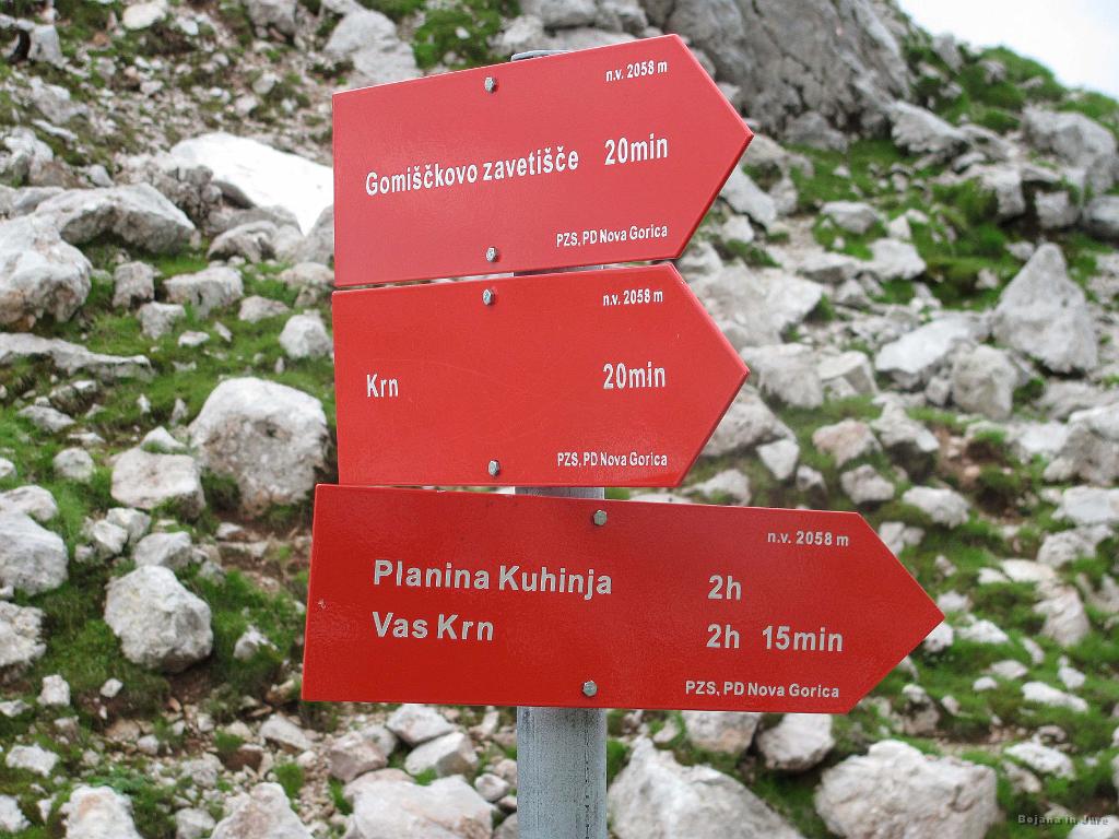 Slika_83.jpg - 20 minut? Saj ni veliko! Samo midva sva hodila dlje!!!