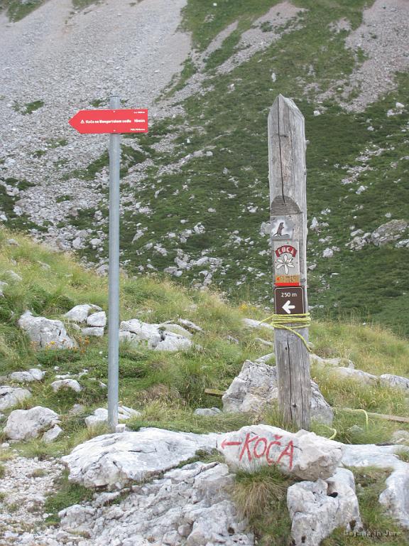 Slika_22.jpg - Lahko bi šla samo do koče. Tudi to bi bilo kar dovolj, vendar zakaj so nahrbtniki polni varovalne opreme in gojzarjev?