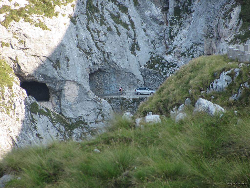 Slika_23.jpg - Zadnji tunel. Tu sem sicer gledal, kje se nahaja Bojana, vendar se je očitno skrivala med ovinki.