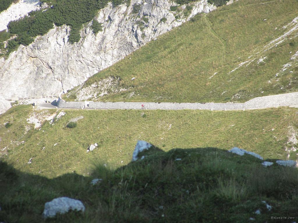 Slika_24.jpg - Lepo speljana cesta.