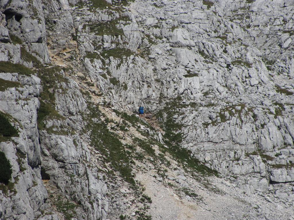 Slika_085.jpg - ... in zajetje pitne vode za kočo.