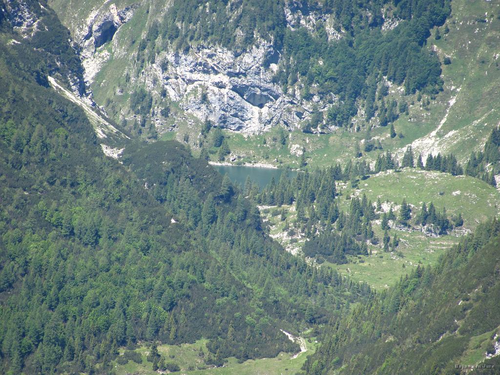 Slika_053.jpg - ...Krnsko jezero na drugi strani.