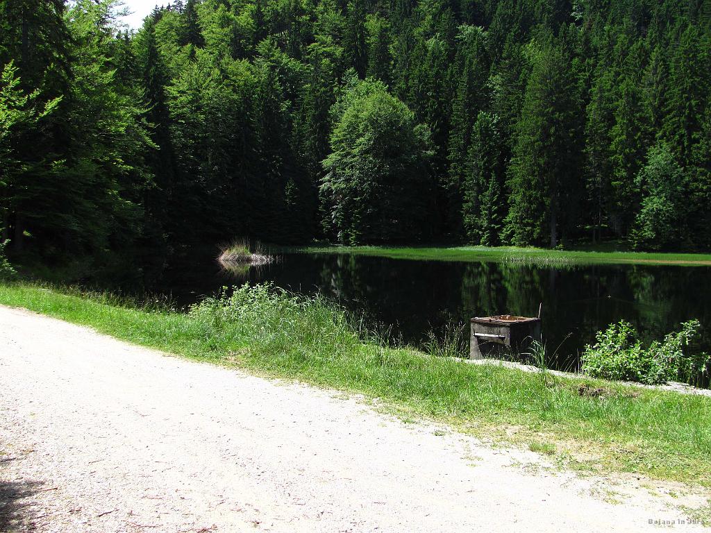 Slika_045.jpg - Še eno, predvidevam, da je to tisto, ki je na zemljevidu označeno kot Jezerce.